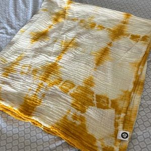 Petite Palm Muslim baby blanket